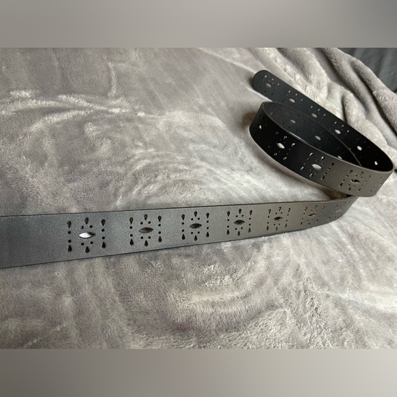 NWT 100% leather, black belt. Size XL - Picture 3 of 5